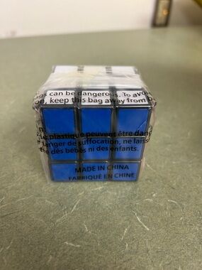 Rubik’s Cube 3x3 Magic Puzzle Cube - Classic Brain Teaser